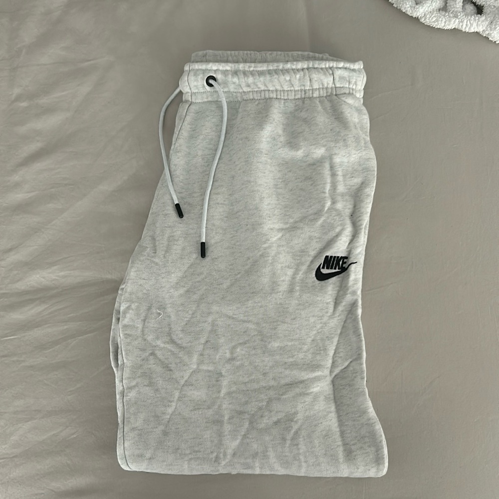 Gray Nike Sweatpants